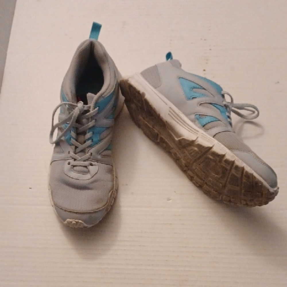 4/$30 Reebok Gray and Blue Sneakers with Breathable Mesh - Size 8.5